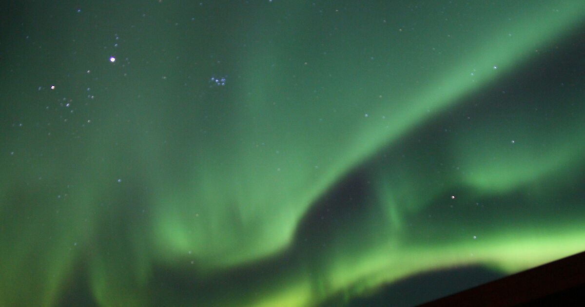 Erlebnis Nordlicht und heiße Quellen - Polarlichtreise | ISLAND ...